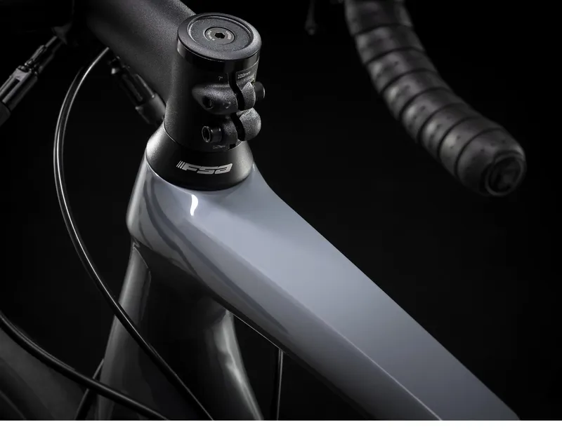 Trek Emonda ALR 5 Disc Road Race Bike in Grey-5